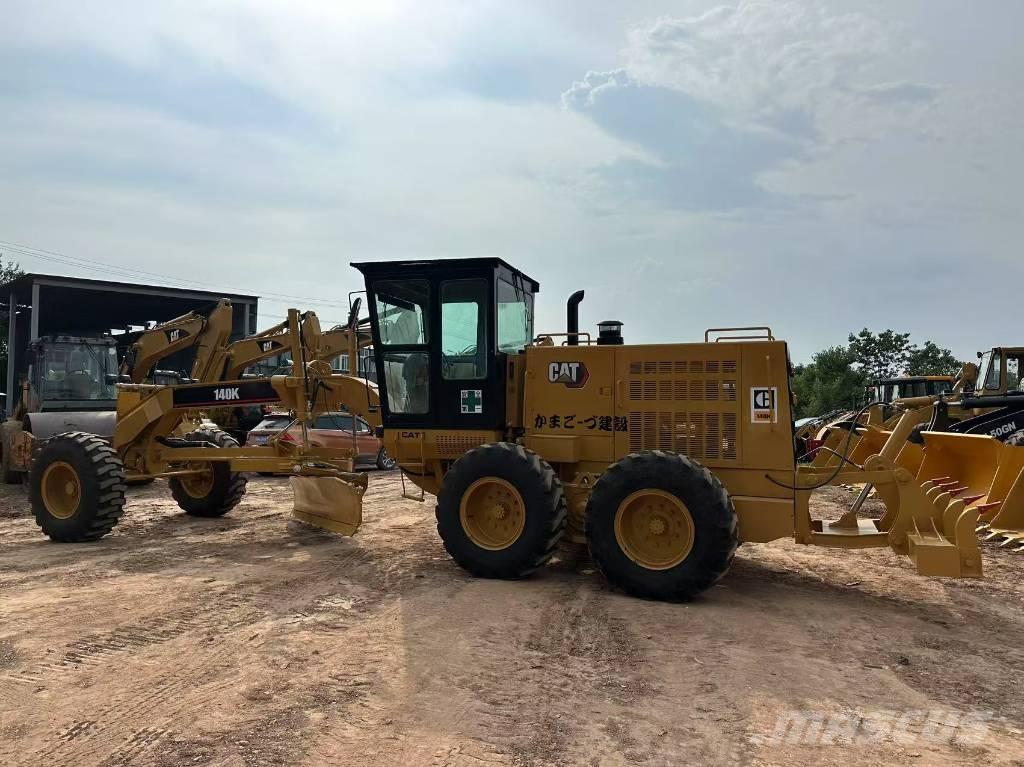 CAT 140K Грейдеры