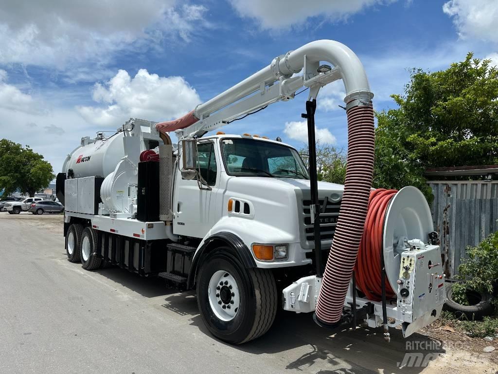 Sterling L 9500 Ассенизаторские машины