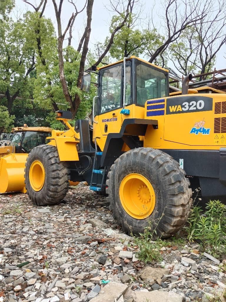 Komatsu WA 320-5 Фронтальные погрузчики