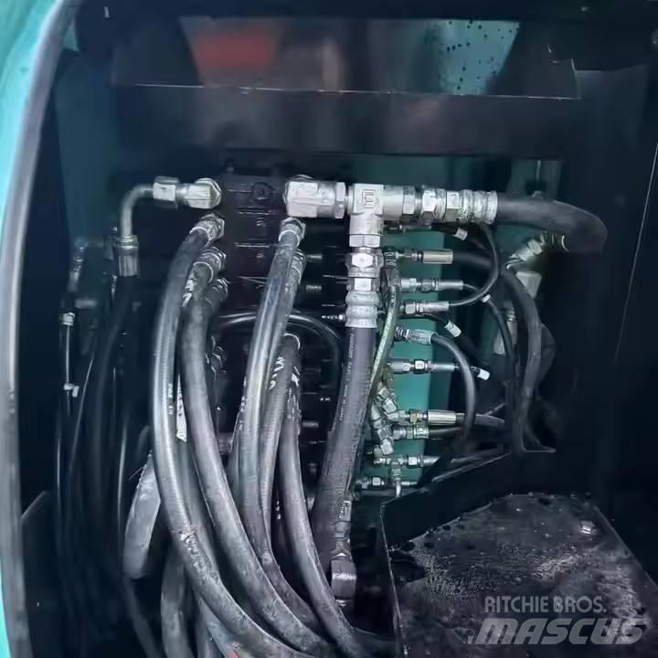 Kobelco SK60 Гусеничные экскаваторы