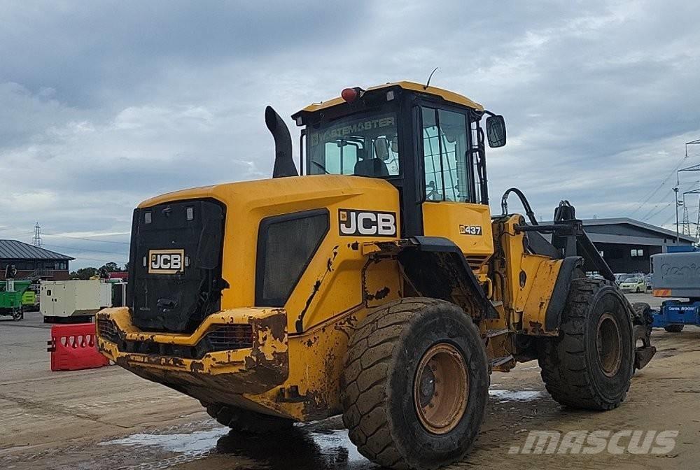 JCB 437 HT Фронтальные погрузчики