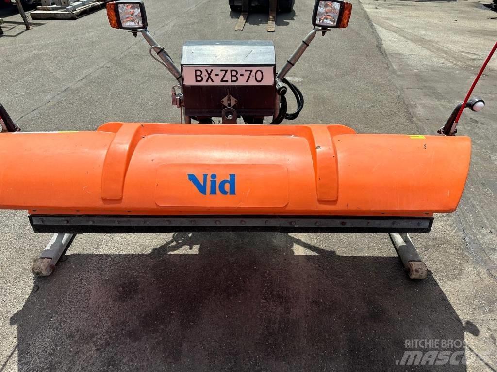 Schmidt SNK24.1 Снежные отвалы и плуги