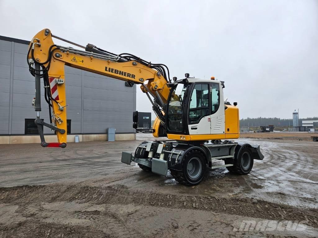 Liebherr 913 Compact Колёсные экскаваторы