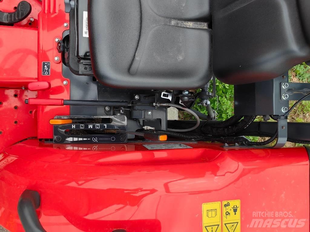 Kubota L1-382 HST Трактора