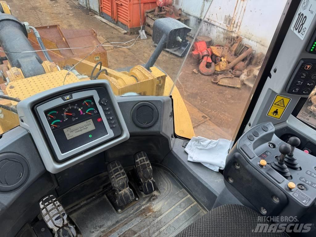 CAT 966 K Фронтальные погрузчики