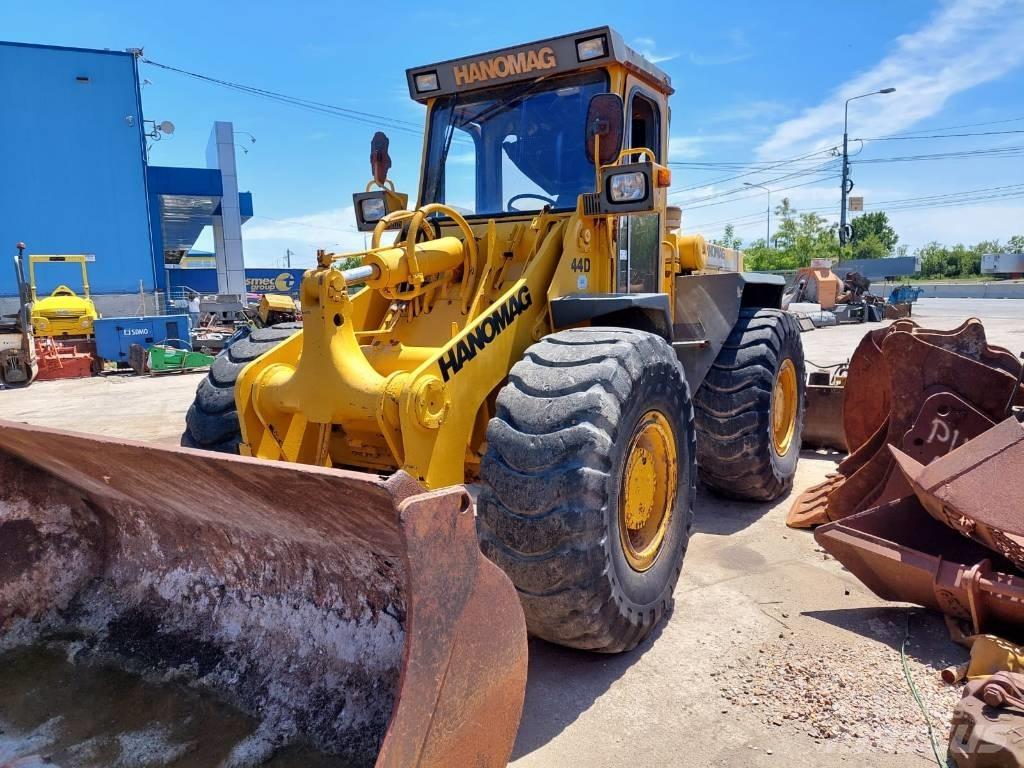 Hanomag 44D Фронтальные погрузчики