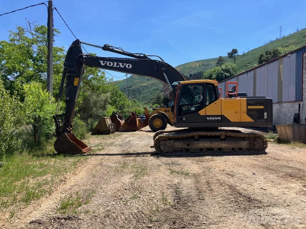 Volvo EC 220 E Гусеничные экскаваторы