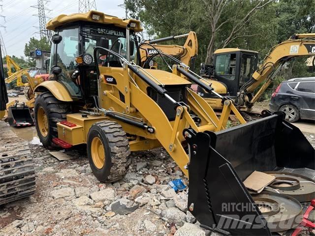CAT 420 F Экскаваторы-погрузчики