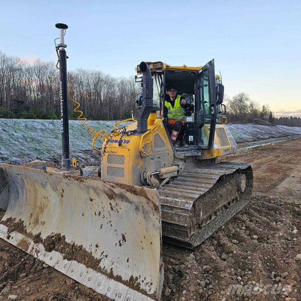 Komatsu D51 Гусеничные бульдозеры