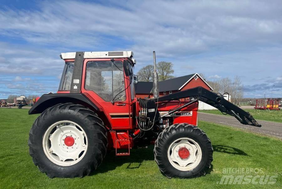 Case IH 844 XL Трактора