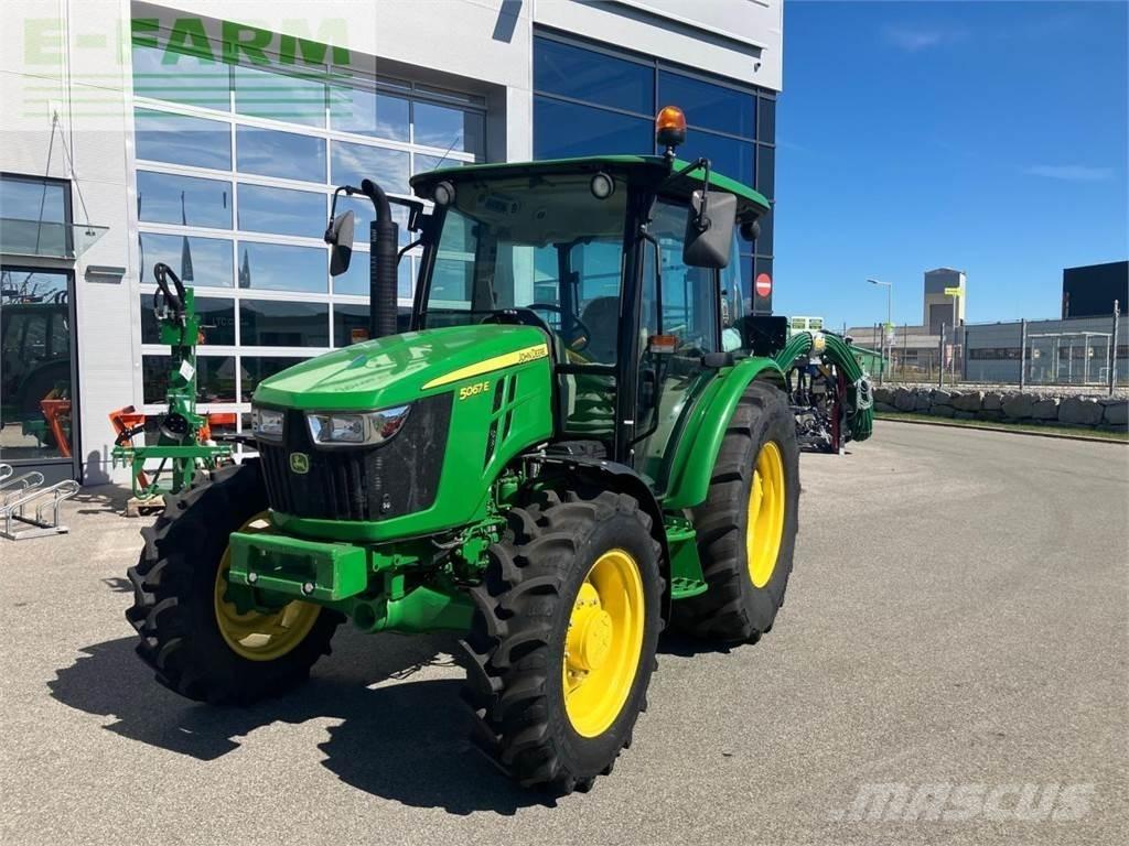 John Deere 5067E Трактора