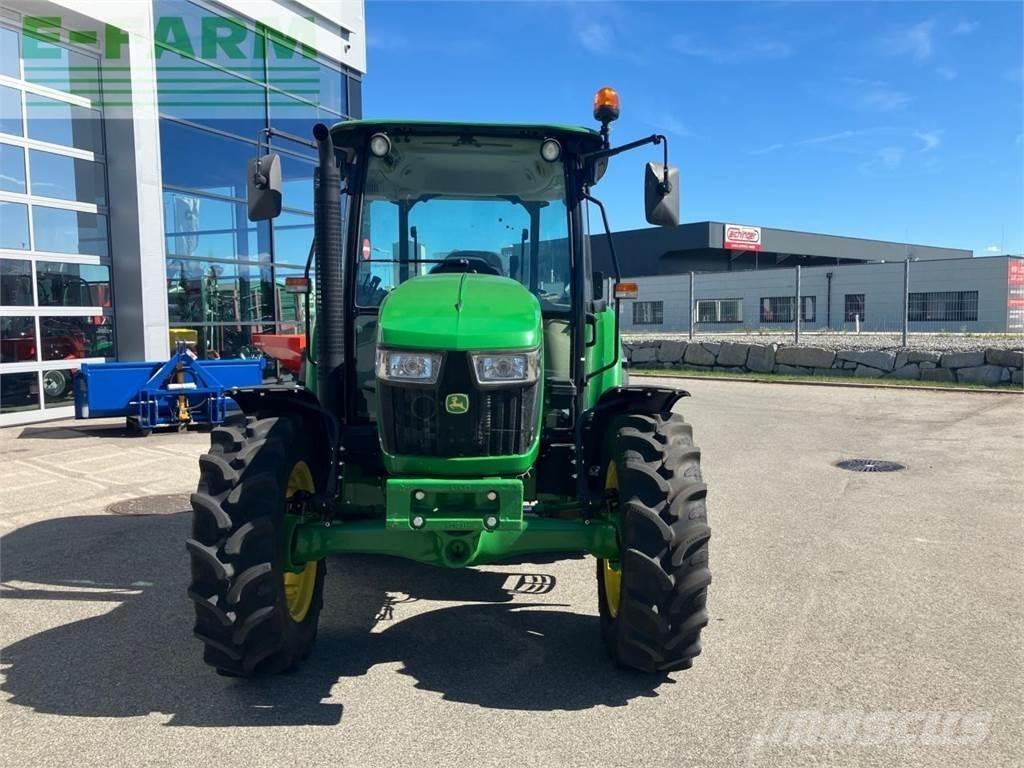 John Deere 5067E Трактора