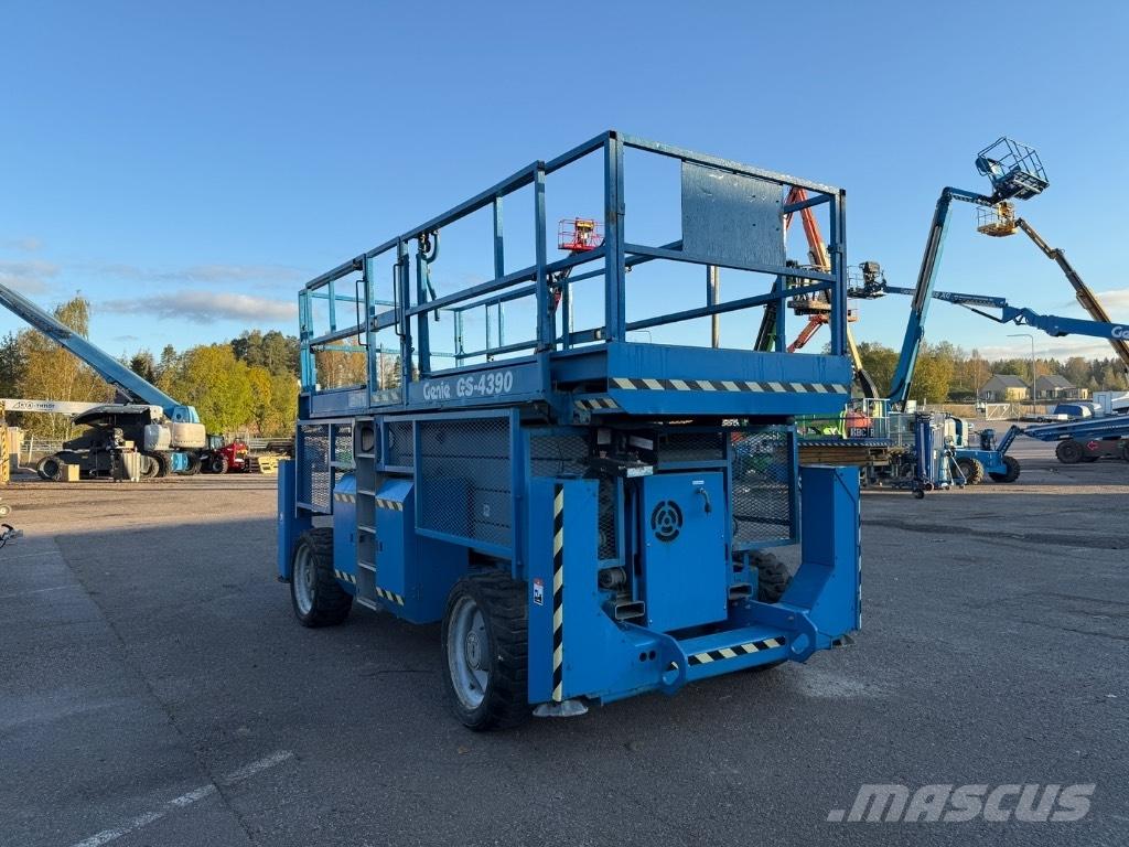 Genie GS 4390 Ножничные подъемники