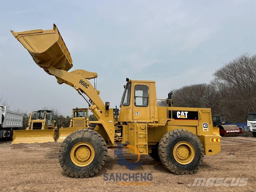 CAT 966C Фронтальные погрузчики