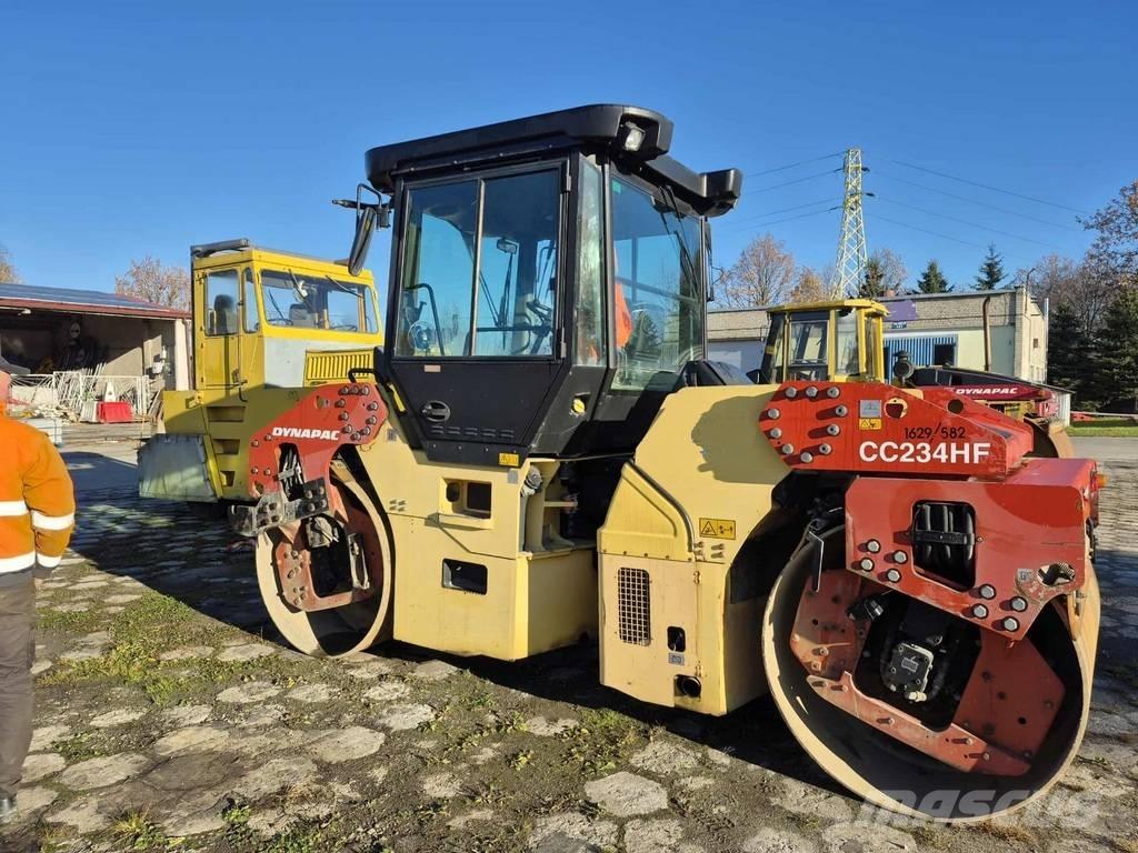 Dynapac CC 234 HF Катки тротуарные