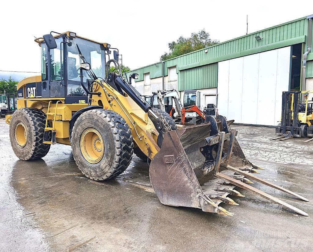 CAT 930 G Фронтальные погрузчики