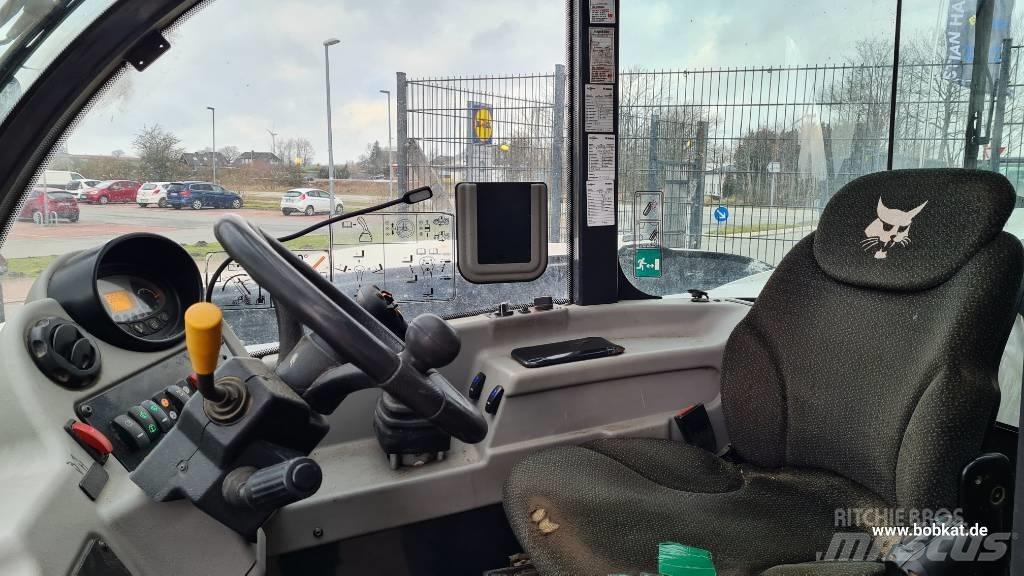Bobcat TL 38.70 HF Телескопические погрузчики