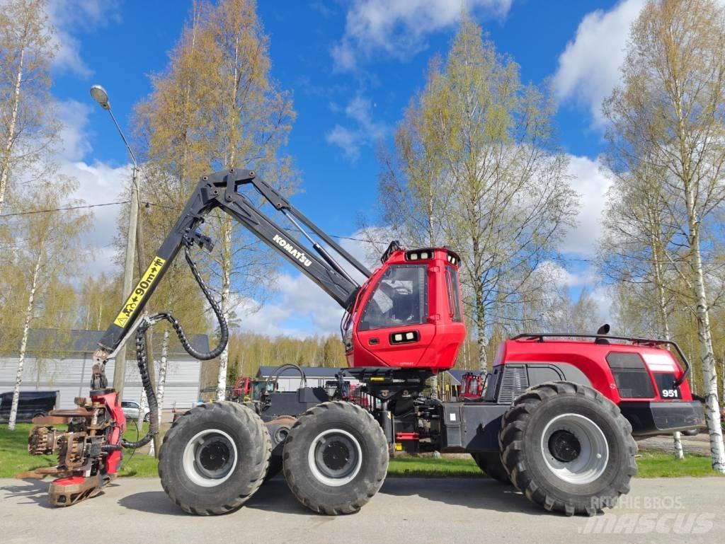 Komatsu 951 Харвестеры