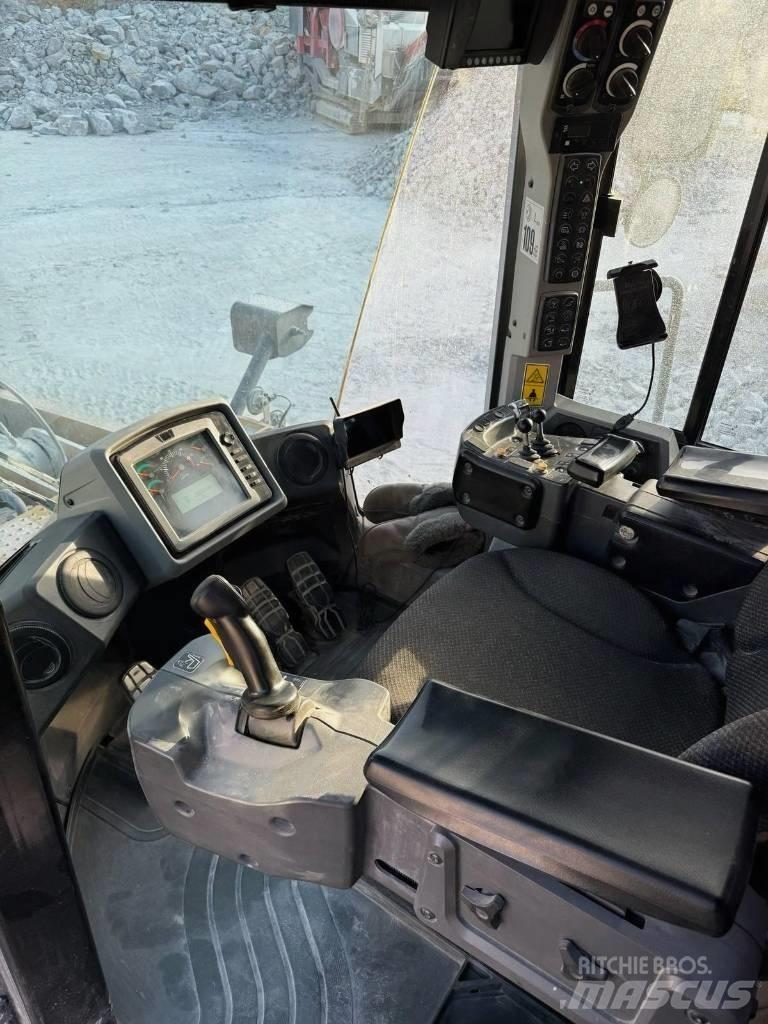 CAT 980 K Фронтальные погрузчики