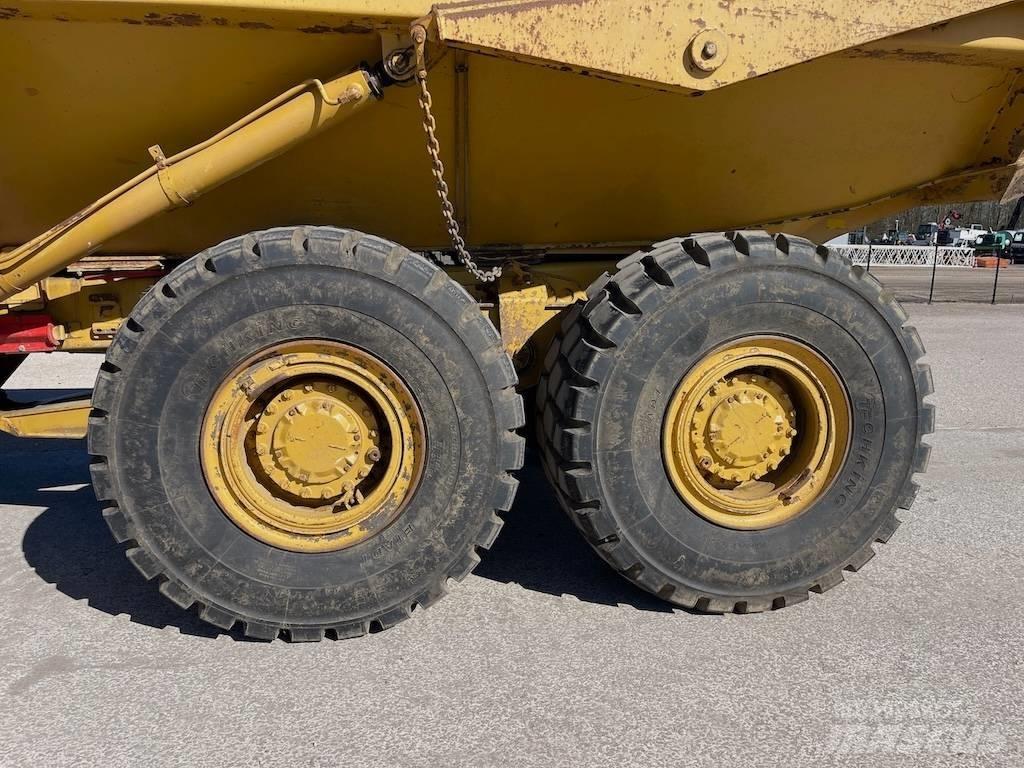 CAT 730 Шарнирно-сочленённые самосвалы