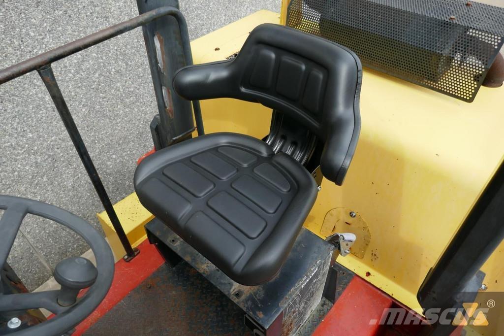 Dynapac CP142 Пневматические катки