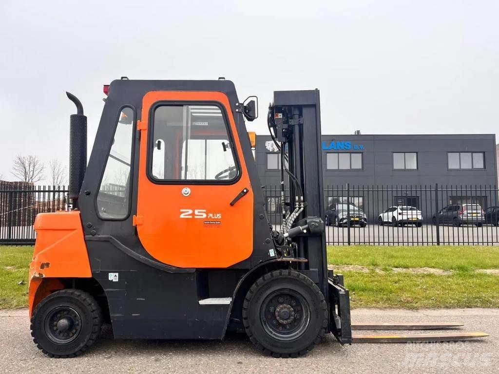 Doosan D25G PLUS Другие складские механизмы