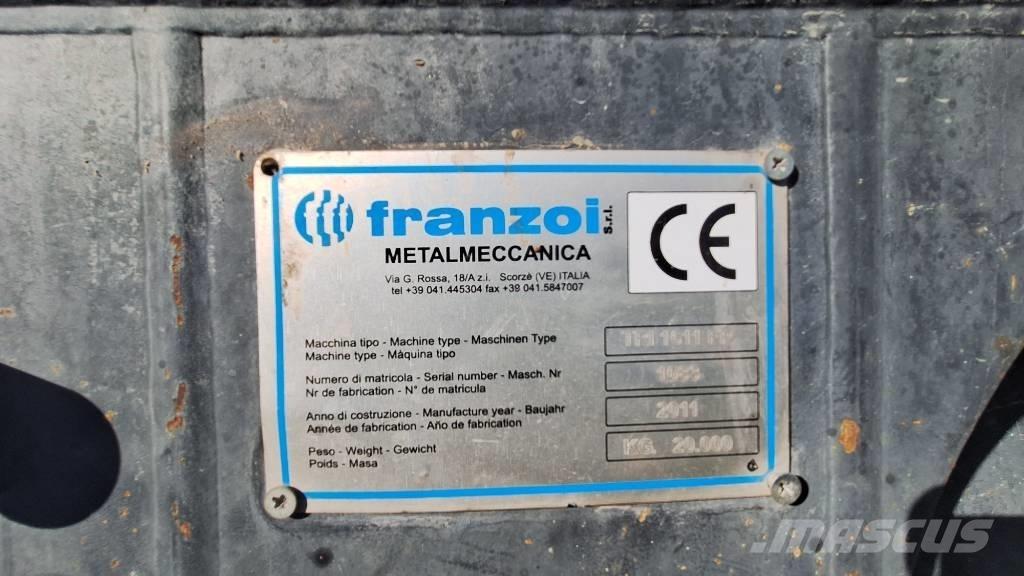 Franzoi TRI 1611 FP Мобильные дробилки