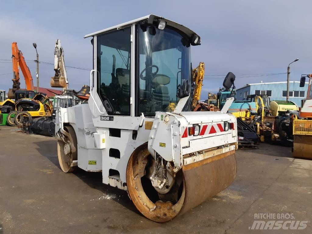CAT CB 434 D Катки тротуарные