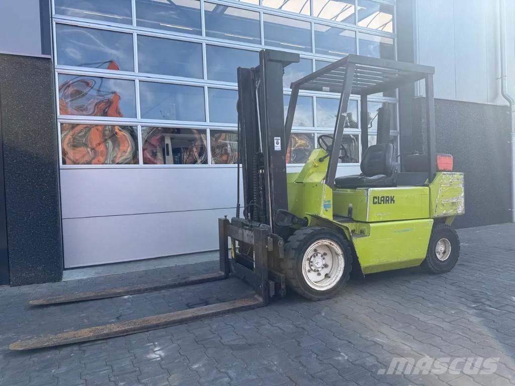 Clark DPM30N Другие складские механизмы
