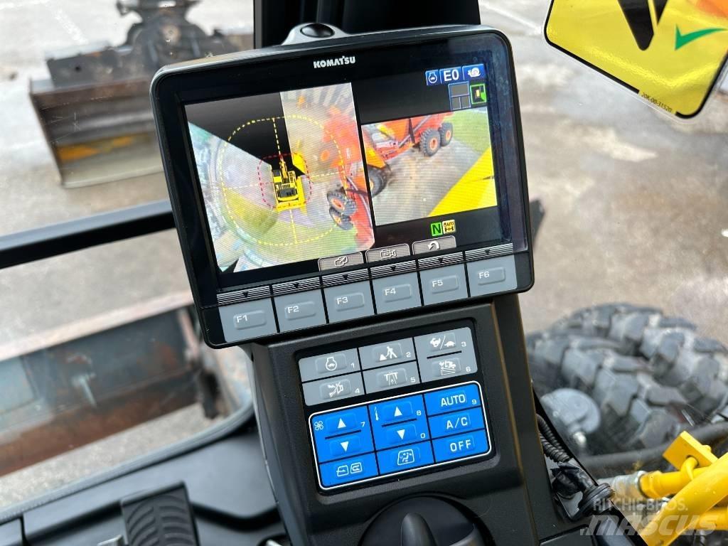 Komatsu PW160-11 Колёсные экскаваторы