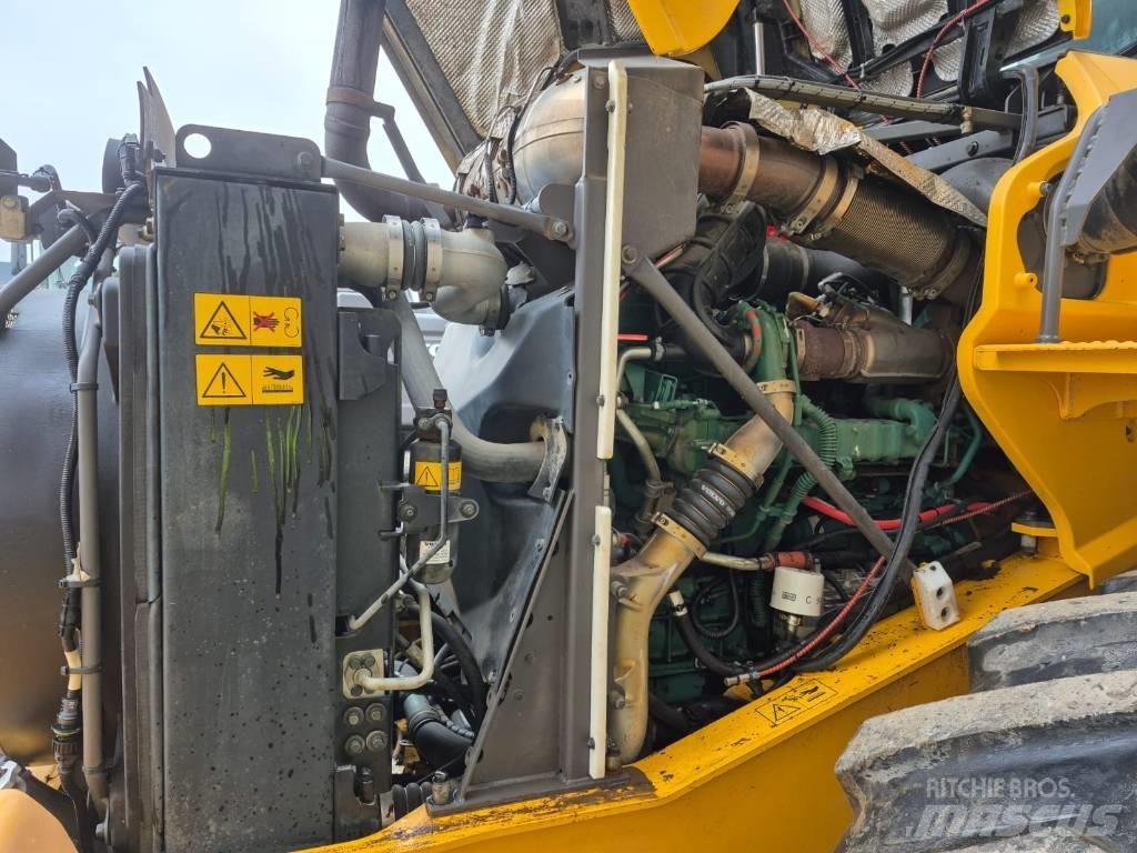 Volvo L90G Фронтальные погрузчики
