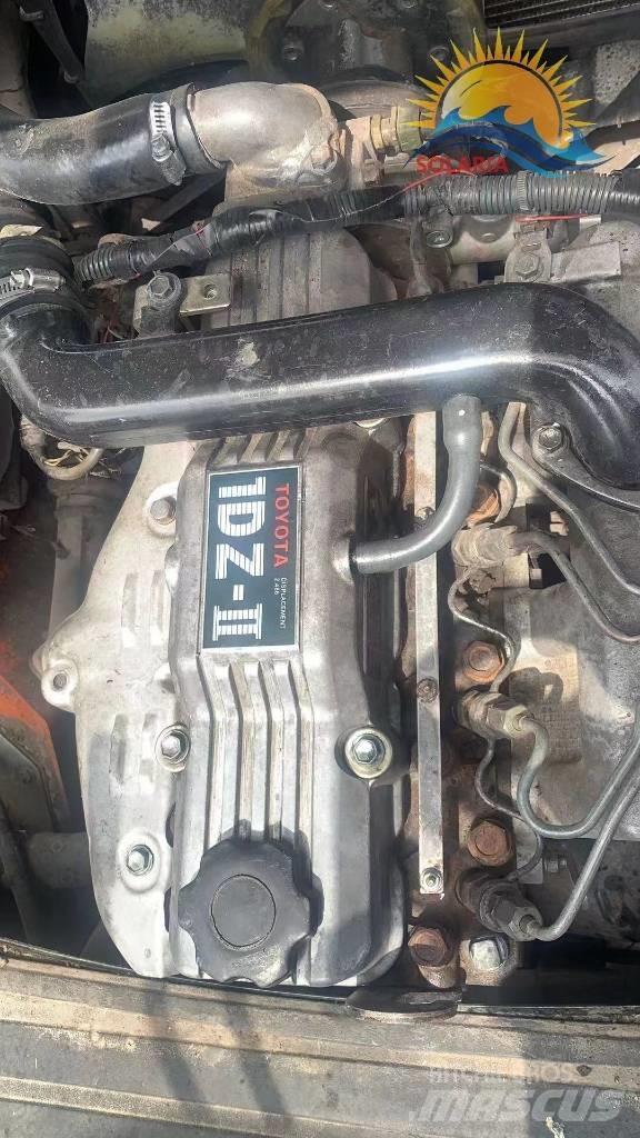 Toyota FD25 Дизельные погрузчики