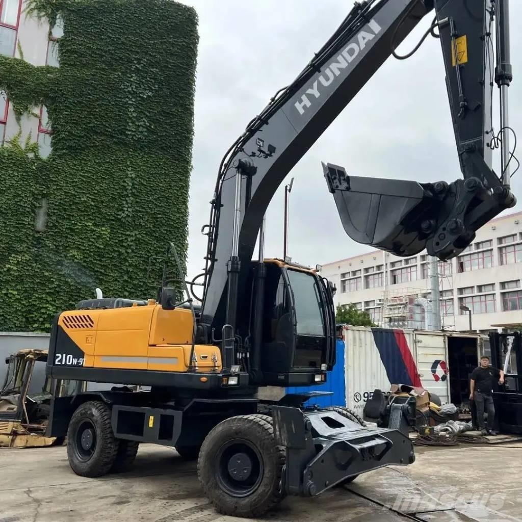 Hyundai R210W-9 Колёсные экскаваторы