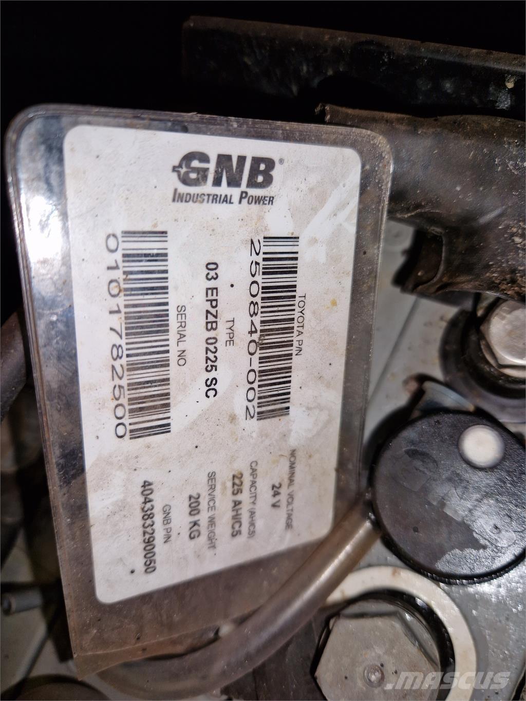 Toyota SWE200D Самоходные электроштабелёры