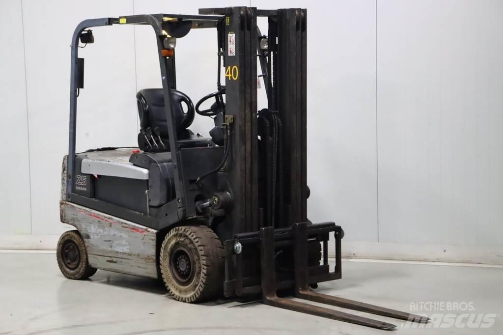 Nissan Q02L25CU Электропогрузчики