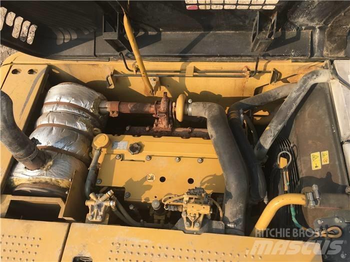 CAT 320 D Гусеничные экскаваторы