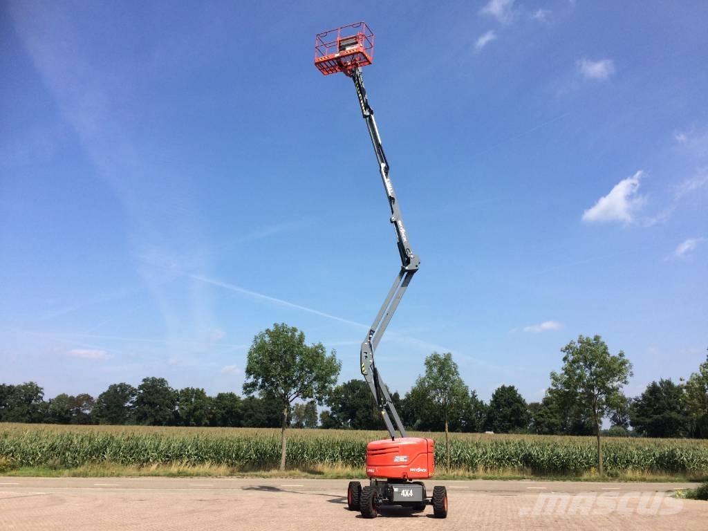 SkyJack SJ 46 AJ Коленчатые подъемники