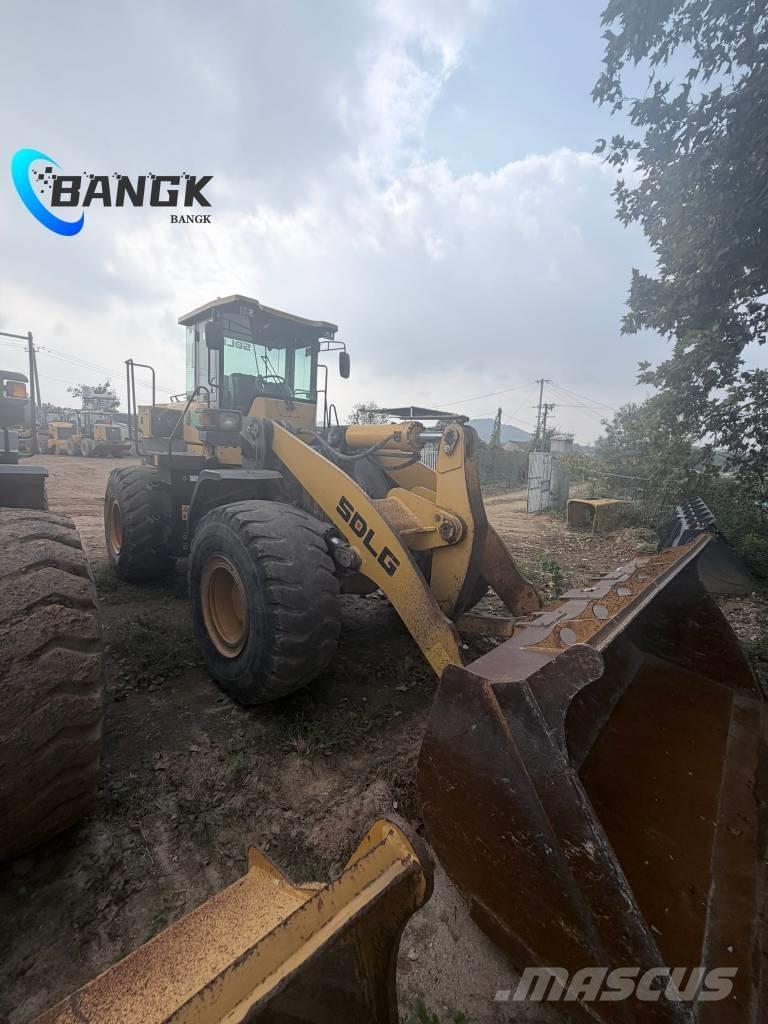 SDLG L 955 F Фронтальные погрузчики