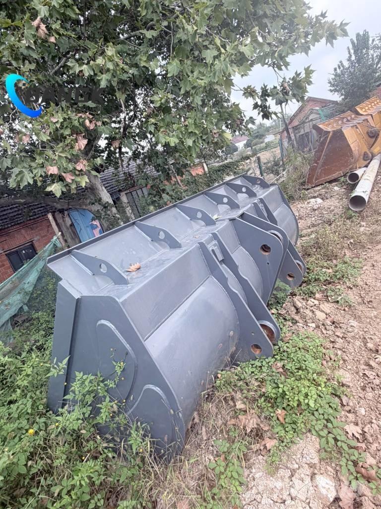 SDLG L 955 F Фронтальные погрузчики