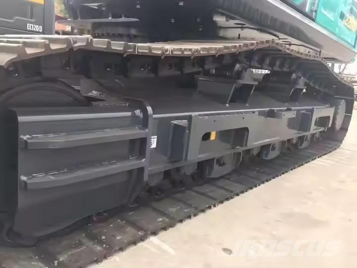 Kobelco SK220 Гусеничные экскаваторы