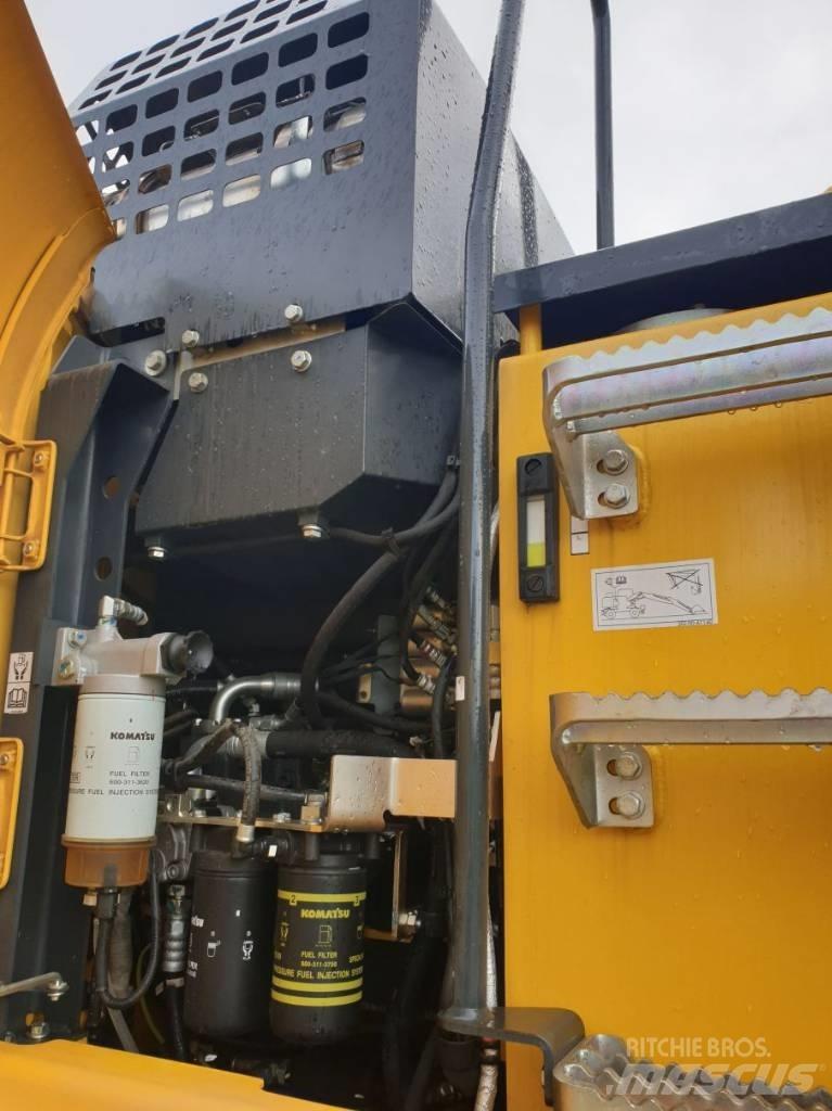 Komatsu PW148-11EO Колёсные экскаваторы