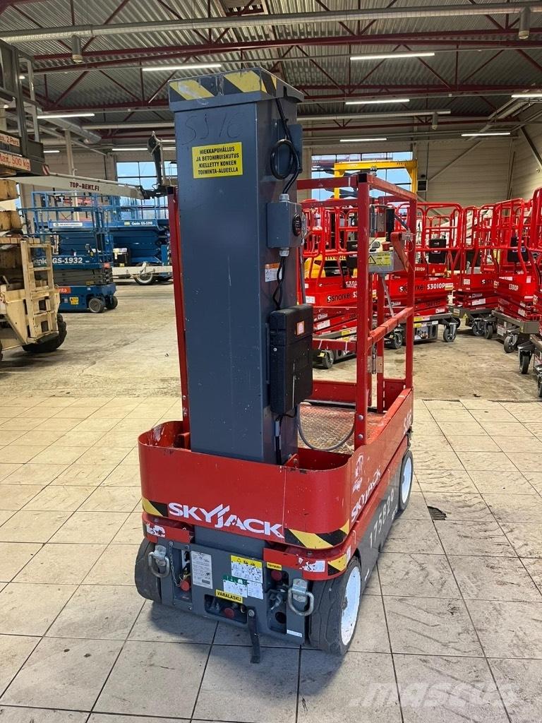 SkyJack SJ 16 Ножничные подъемники