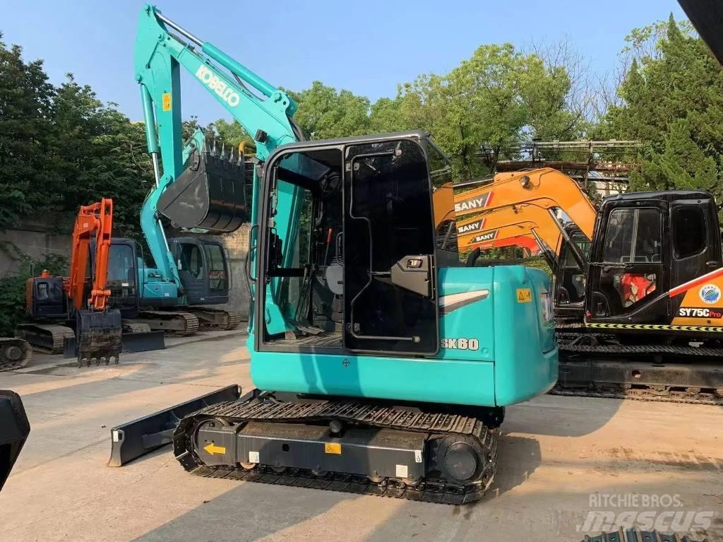 Kobelco SK80D Малые экскаваторы 7т-12т