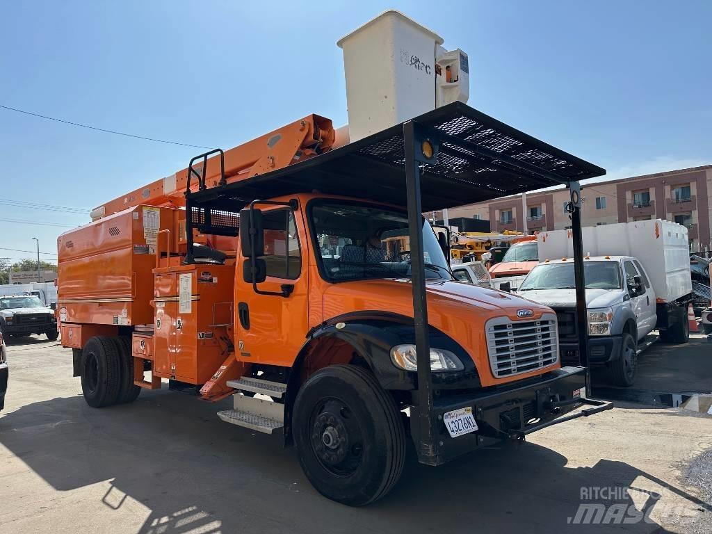 Freightliner M2106 Специальные грузовики