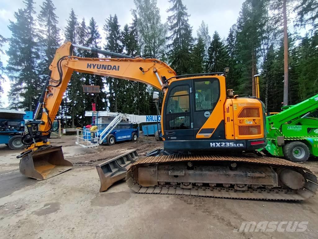 Hyundai HX 235 LCR Гусеничные экскаваторы