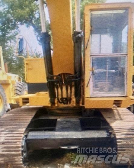CAT 225 B LC Гусеничные экскаваторы
