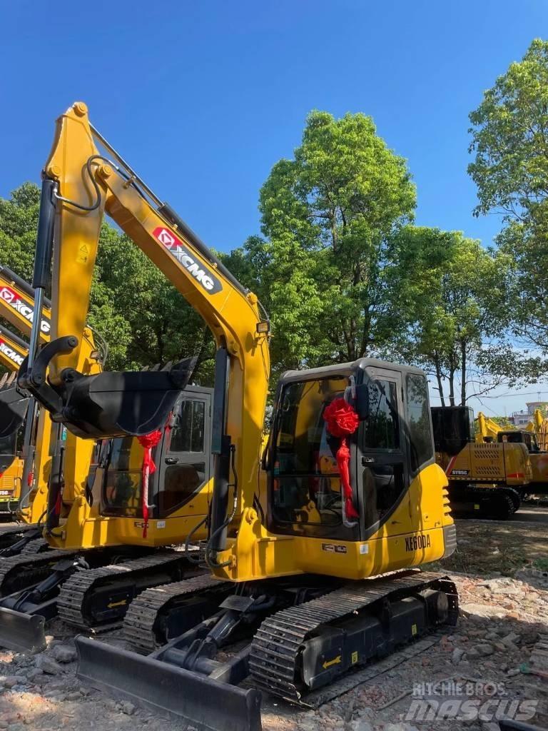 XCMG XE60A Мини-экскаваторы