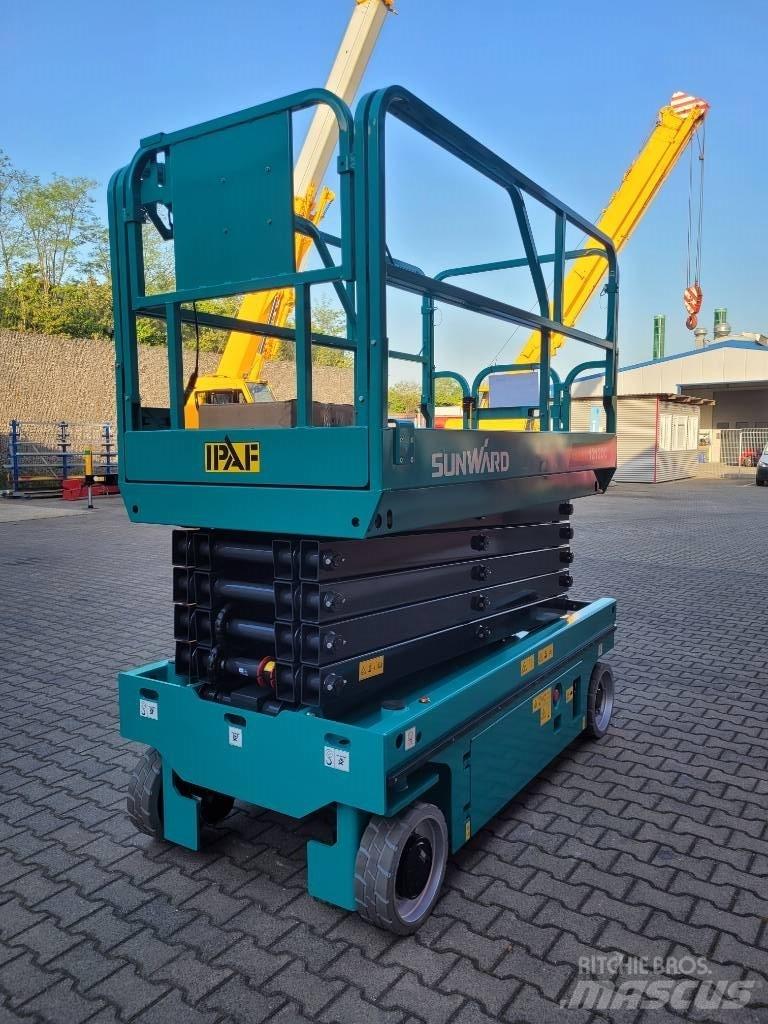 Sunward SWSL1212DC Ножничные подъемники