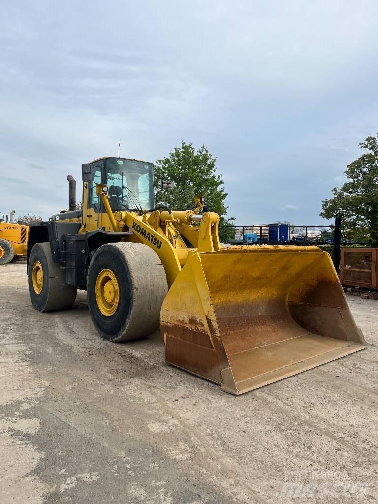Komatsu WA 470-3H Фронтальные погрузчики