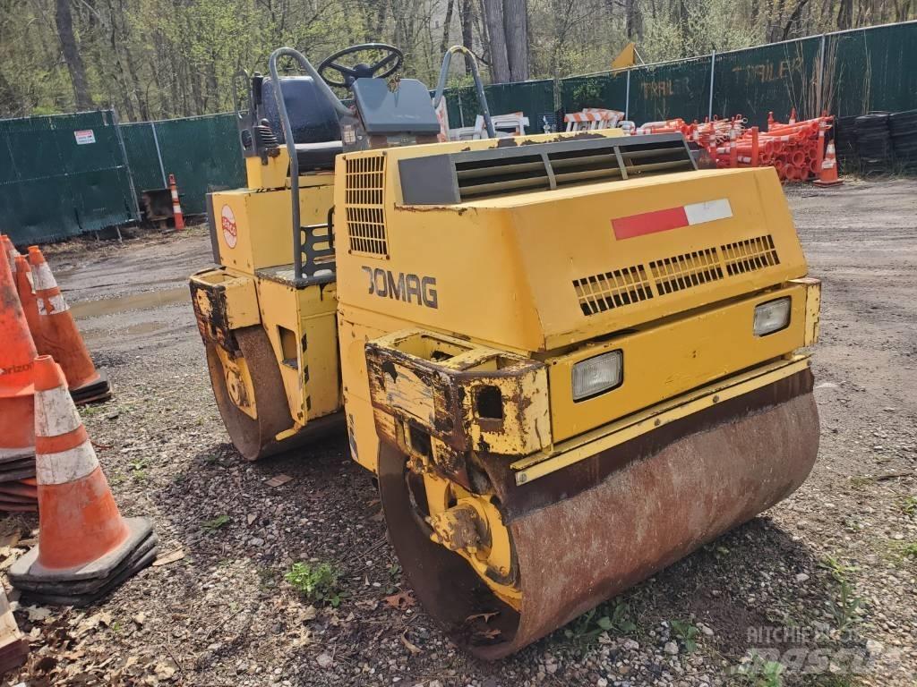 Bomag BW121 AD-2 Катки тротуарные